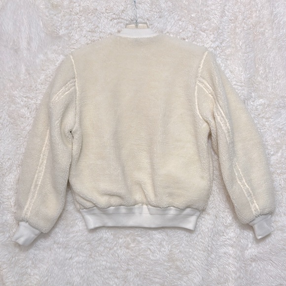Skylar + Madison cream color Sherpa bomber style jacket, size small - Picture 9 of 10